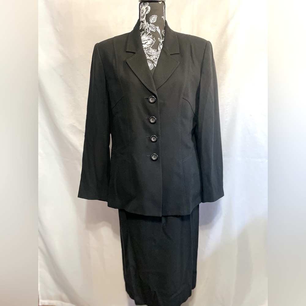 EUC Vintage Skirt Suit